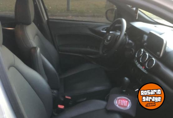 Autos - Fiat Cronos Precision 2023 Nafta 24800Km - En Venta