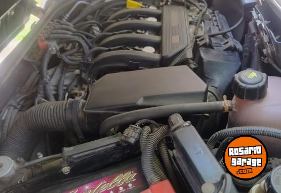 Utilitarios - Renault Kangoo 2015 GNC 150000Km - En Venta