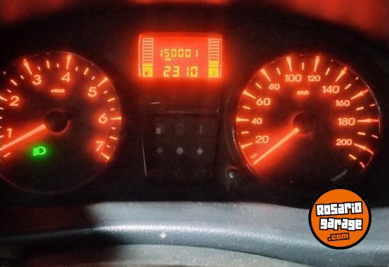 Utilitarios - Renault Kangoo 2015 GNC 150000Km - En Venta