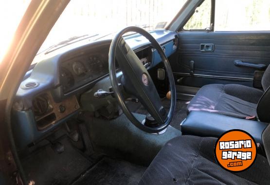Camionetas - Toyota Hilux 1983 Diesel 111111Km - En Venta