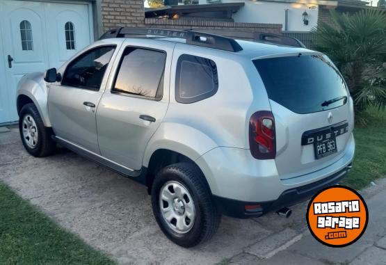 Camionetas - Renault Duster Dinamique 1.6 2015 Nafta 110000Km - En Venta