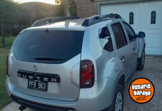 Camionetas - Renault Duster Dinamique 1.6 2015 Nafta 110000Km - En Venta