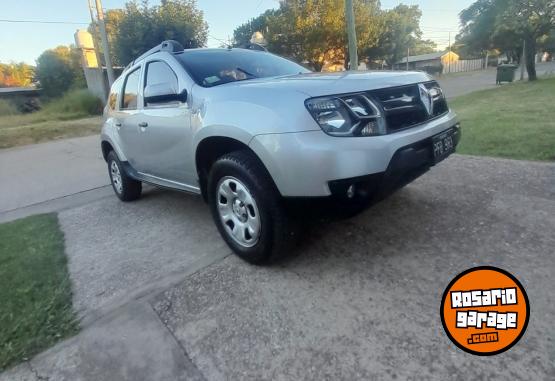 Camionetas - Renault Duster Dinamique 1.6 2015 Nafta 110000Km - En Venta