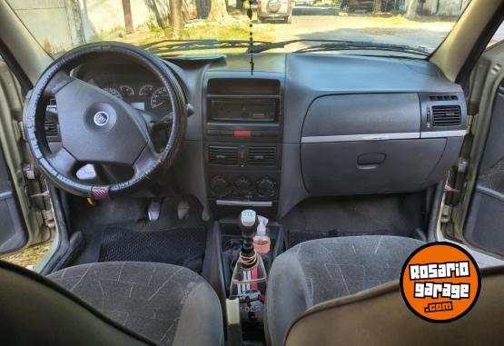 Autos - Fiat Siena 2005 GNC 319000Km - En Venta