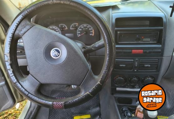 Autos - Fiat Siena 2005 GNC 319000Km - En Venta