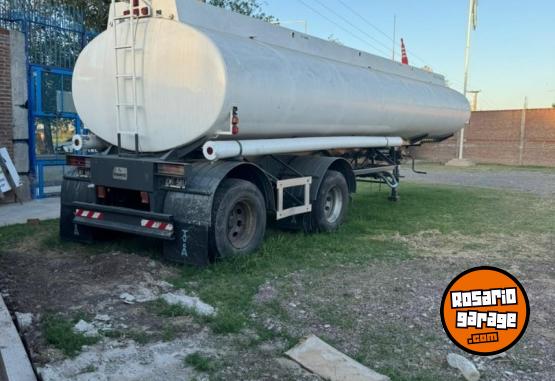 Camiones y Grúas - SEMI TANQUE COOPERTAN - En Venta