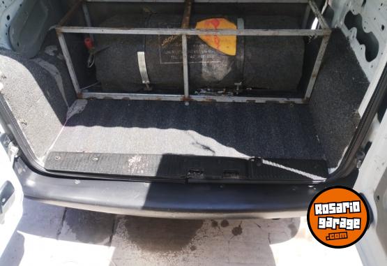 Utilitarios - Renault Kangoo 2006 Nafta 140000Km - En Venta