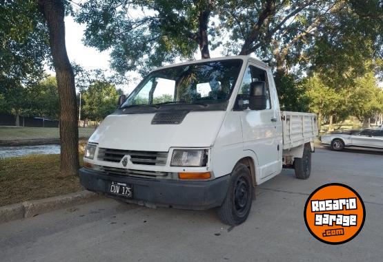 Utilitarios - Renault Rodeo 1999 Diesel 111111Km - En Venta