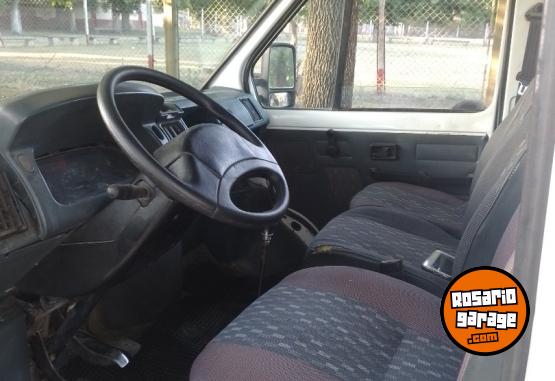 Utilitarios - Renault Rodeo 1999 Diesel 111111Km - En Venta