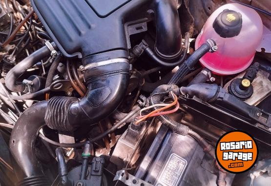 Utilitarios - Renault Kangoo 2005 Diesel 179000Km - En Venta