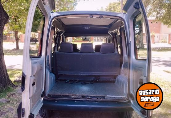 Utilitarios - Renault Kangoo 2005 Diesel 179000Km - En Venta