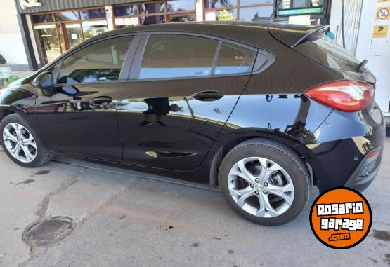 Autos - Chevrolet Cruze 2023 Nafta 37000Km - En Venta