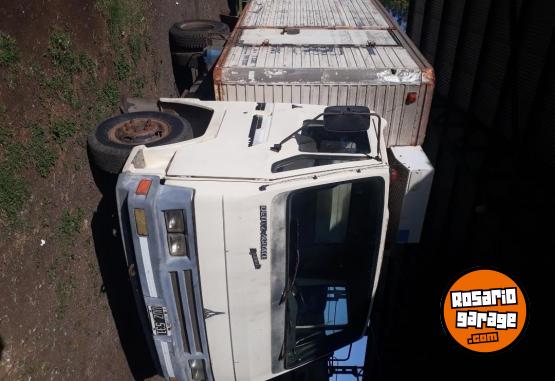 Camiones y Gr�as - DEUZ AGRALES  CON FURGON/FRIO 1993 - En Venta