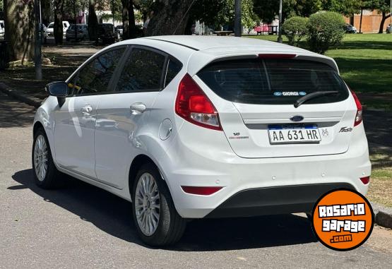 Autos - Ford Fista 2016 Nafta 107000Km - En Venta