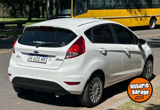 Autos - Ford Fista 2016 Nafta 107000Km - En Venta