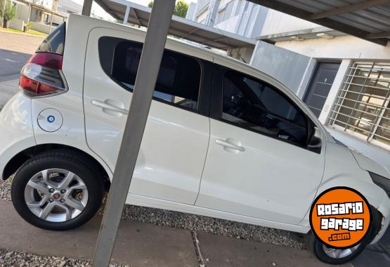 Autos - Fiat Mobi 2017 Nafta 82000Km - En Venta