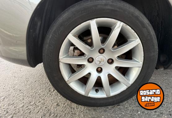 Autos - Peugeot 308 2014 Nafta 118000Km - En Venta