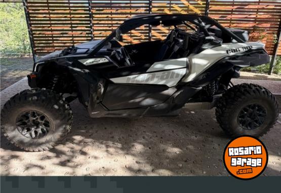 Cuatris y UTVs - Can Am Maverick x3 Turbo r 2017  4600Km - En Venta