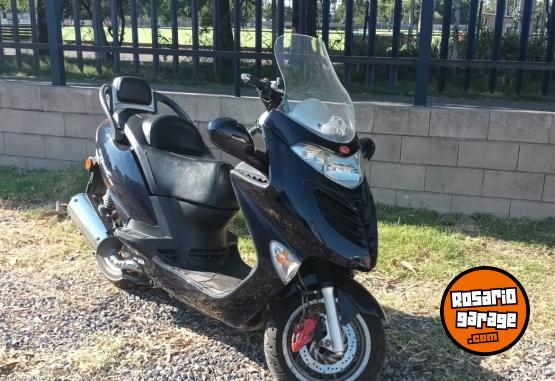 Motos - Kymco 250 2014 Nafta 24000Km - En Venta