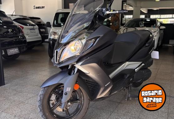 Motos - Kymco Downtown 2023 Nafta 4600Km - En Venta