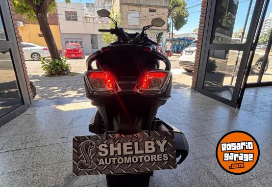 Motos - Kymco Downtown 2023 Nafta 4600Km - En Venta