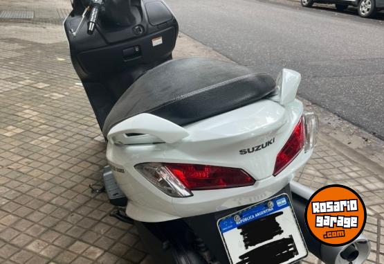 Motos - Suzuki Scooter Burgman 200 2018 Nafta 20000Km - En Venta