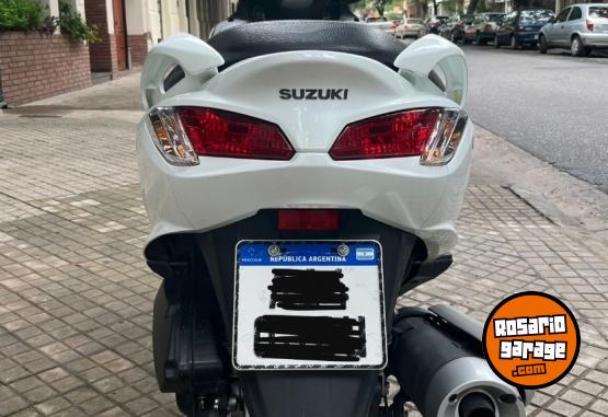 Motos - Suzuki Scooter Burgman 200 2018 Nafta 20000Km - En Venta