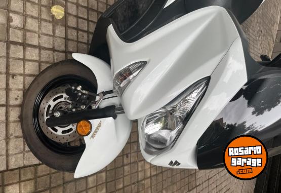 Motos - Suzuki Scooter Burgman 200 2018 Nafta 20000Km - En Venta