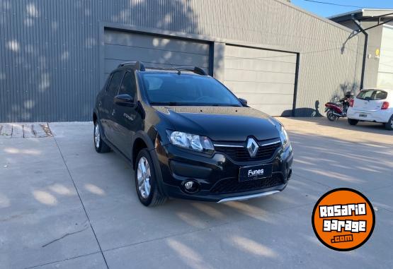Autos - Renault Stepway dynamique 1.6 2015 Nafta 60000Km - En Venta