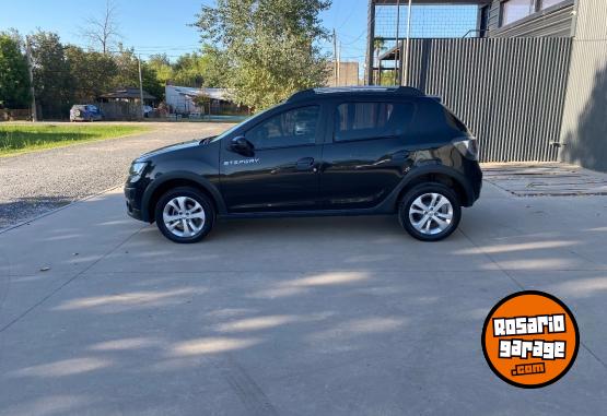 Autos - Renault Stepway dynamique 1.6 2015 Nafta 60000Km - En Venta