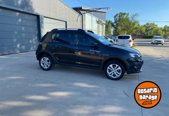 Autos - Renault Stepway dynamique 1.6 2015 Nafta 60000Km - En Venta