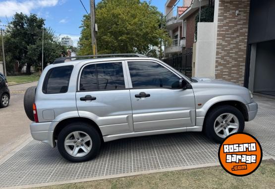 Camionetas - Suzuki Grand Vitara HDI 2004 Diesel 224000Km - En Venta