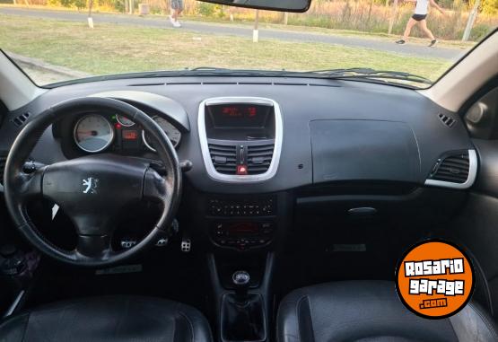 Autos - Peugeot 207 XT PREMIUN 2008 Nafta 104000Km - En Venta