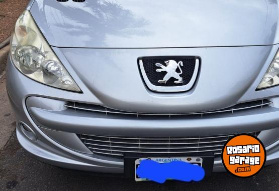 Autos - Peugeot 207 2011 Diesel 182000Km - En Venta