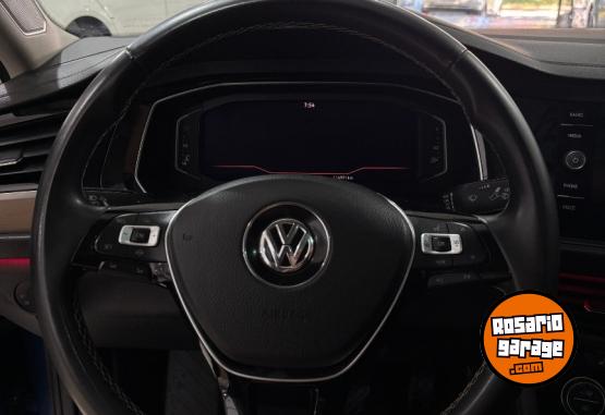 Autos - Volkswagen Vento 2021 Nafta 110000Km - En Venta