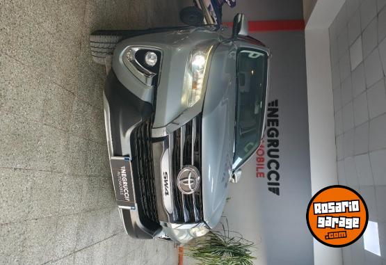 Camionetas - Toyota SW4 srx 2016 Diesel 178000Km - En Venta