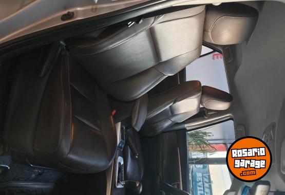 Camionetas - Toyota SW4 srx 2016 Diesel 178000Km - En Venta