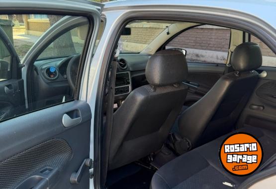 Autos - Volkswagen GOL TREND 1.6 2015 Nafta 175000Km - En Venta