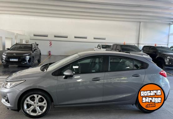 Autos - Chevrolet Cruze LT 2022 Nafta 54235Km - En Venta