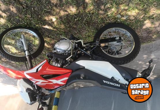 Motos - Honda XR150 2024 Nafta 1845Km - En Venta