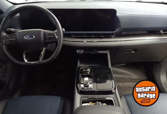 Camionetas - Ford TERRITORY TITANIUM 2024 Nafta 21600Km - En Venta
