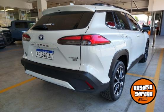 Autos - Toyota COROLLA HEV 1.8 SEG eCVT 2023 Electrico / Hibrido 24713Km - En Venta