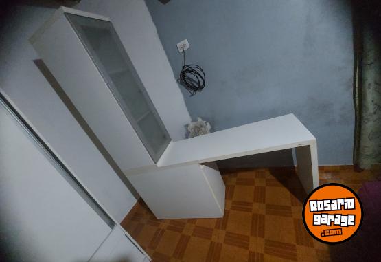 Hogar - Escritorio con modulo incluido y zapatero - En Venta