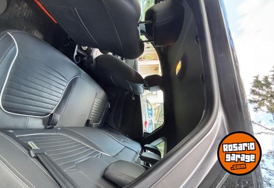 Autos - Renault captur 2020 GNC 80000Km - En Venta