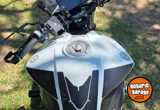 Motos - Benelli TNT 2024 Nafta 9700Km - En Venta