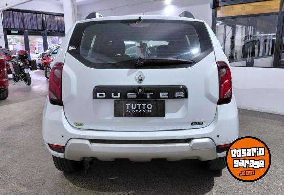 Autos - Renault Duster privilege 2015 GNC 156000Km - En Venta