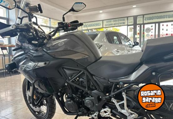 Motos - Benelli TRK 502X 2023 Nafta 4624Km - En Venta