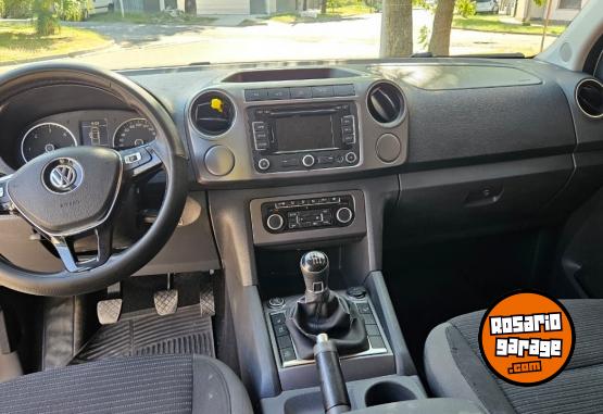 Camionetas - Volkswagen AMAROK HIGHLINE 2.0 180CV 2015 Diesel 215000Km - En Venta