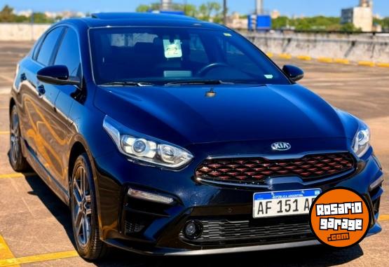 Autos - Kia Cerato GT Line 2022 Nafta 33000Km - En Venta