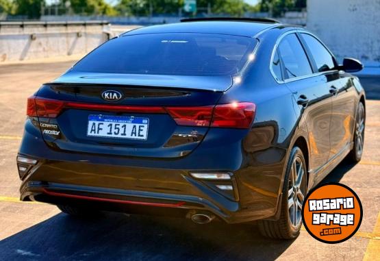 Autos - Kia Cerato GT Line 2022 Nafta 33000Km - En Venta